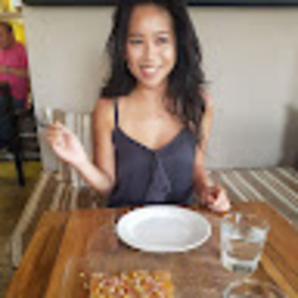 Meet your Posher, Kimberly - Picture 1 of 1